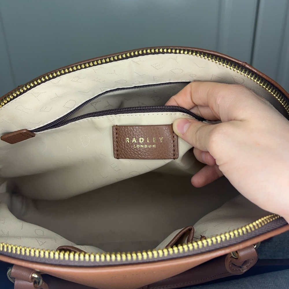 RADLEY LONDON ANCHOR MEWS DOME HANDBAG - BROWN - Picture 5 of 12